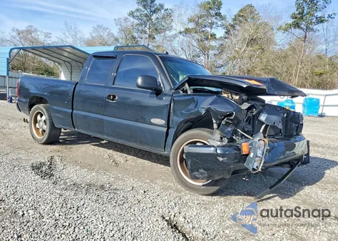 2004 Chevrolet Silverado C1500 z USA, uszkodzony, nr VIN 1GCEC19T74Z314049